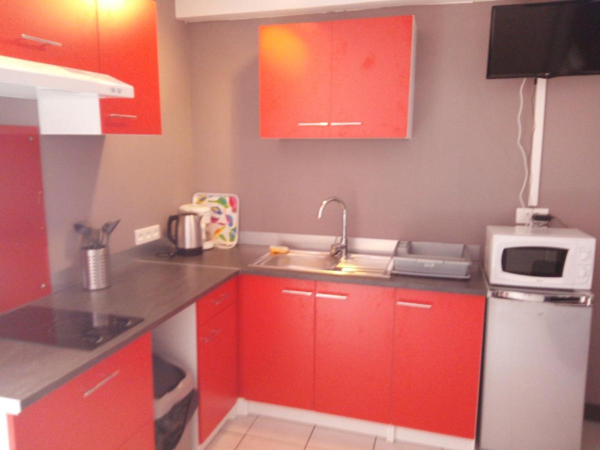Les Gites De Brives Brives-sur-Charente Exterior foto
